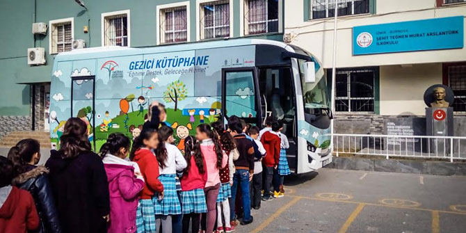 Anadolu Isuzu Aracı Okulları Ziyaret Ediyor