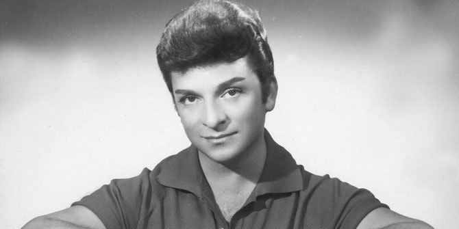 Zeki Müren, en sevilen şarkılarıyla anılıyor