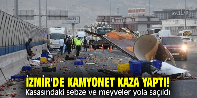 İzmir'de kamyonet kaza yaptı...