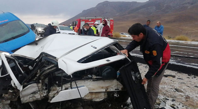 Zincirleme trafik kazasında 3 yaralı