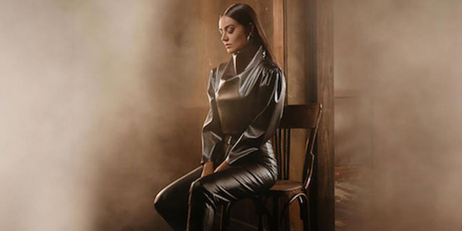 Elif Buse Doğan’dan akustik şarkı!