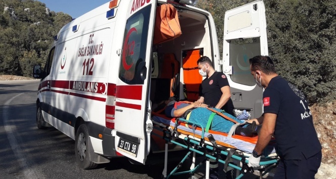 Tarım işçilerini taşıyan midibüs devrildi: 1 ölü, 34 yaralı