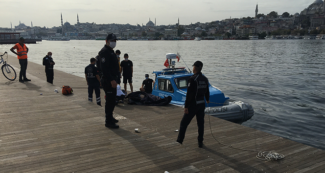 Denizden erkek cesedi çıktı