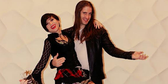 Aydilge, Ödülünü Utku Barış Andaç'a Hediye Etti