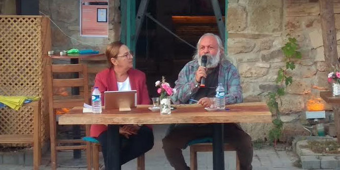 Yazar Ahmet Önal'dan imza günü