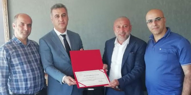 İzmirli İş İnsanından Depremzedelere Yardım eli