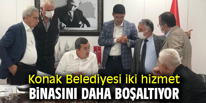 Konak'ta iki hizmet binası daha boşaltıyor
