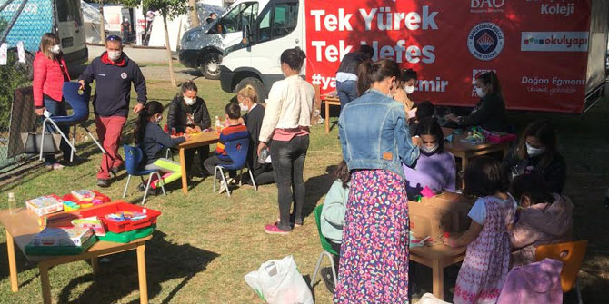 Umut Karavanı, depremzede çocukların yanında