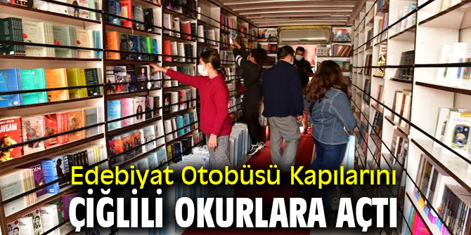 Edebiyat Otobüsü Kapılarını Çiğlili Okurlara Açtı
