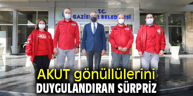 AKUT gönüllülerini duygulandıran sürpriz
