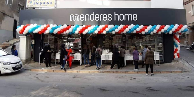 Menderes'in sekizinci mağazası Yeşilyurt'ta