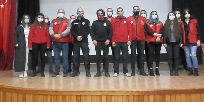 DEPREMDE GÖNÜLLERİNİ FETHEDEN İZMİR İÇİN GELDİLER