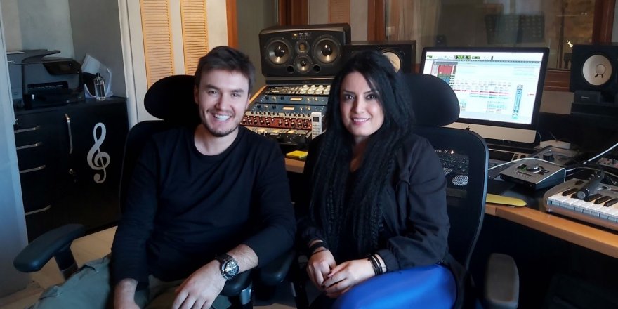 ''Aşk Adam Seçer mi''ye Mustafa Ceceli'nin sihirli elleri değdi