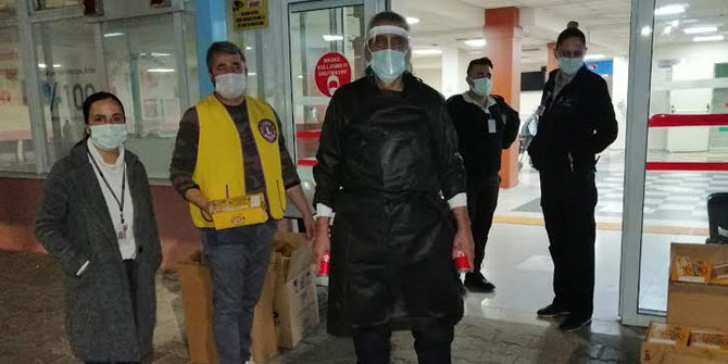LİONLARDAN SAĞLIK ÇALIŞANLARINA “SİZE MİNNETTARIZ” DESTEĞİ