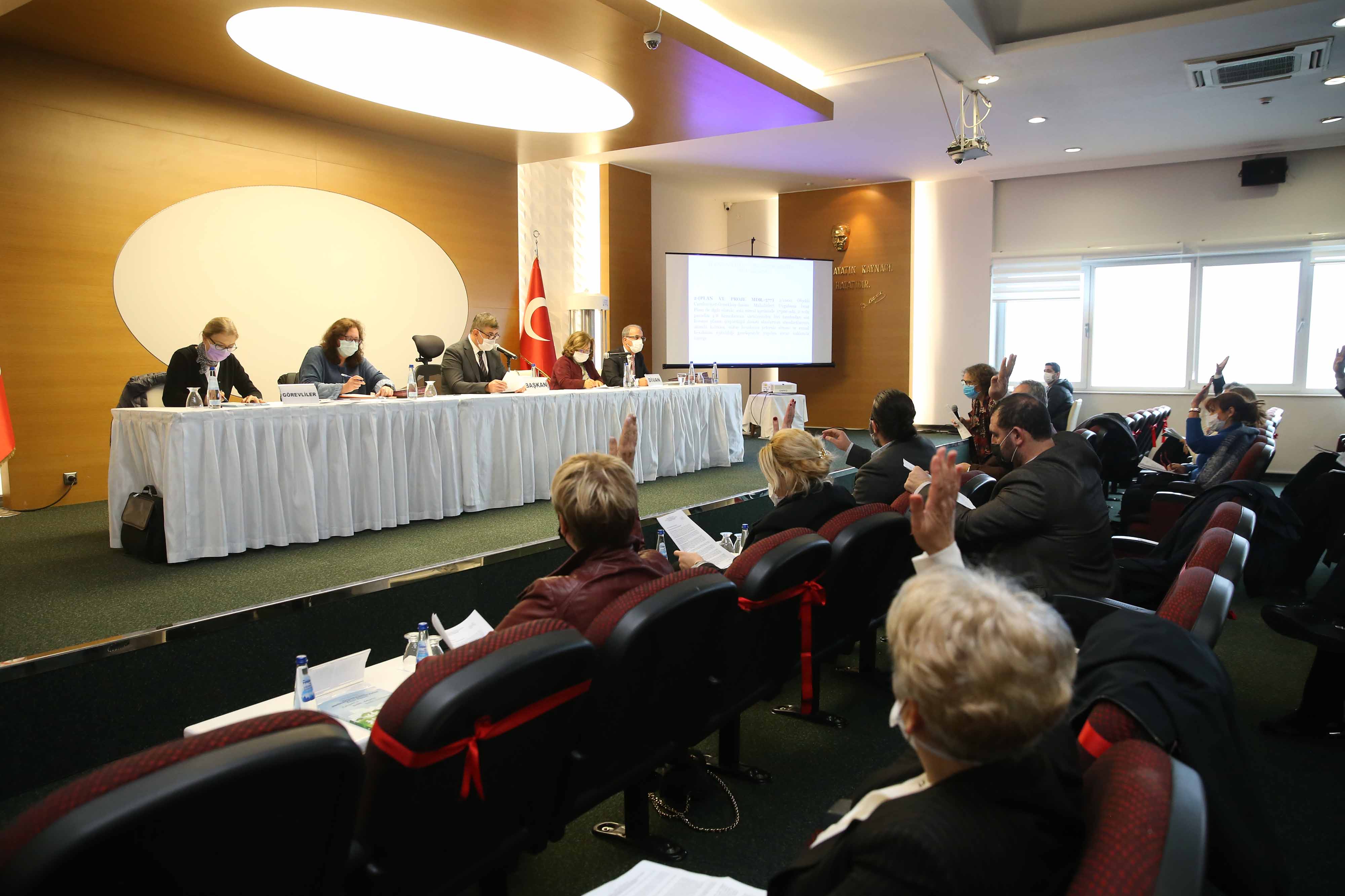 Karşıyaka Belediyesi’nden önemli karar; katı atık bedelleri alınmasın