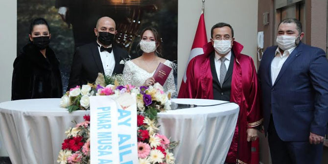 Başkan Batur’un Kıydığı Nikahla Evlendiler