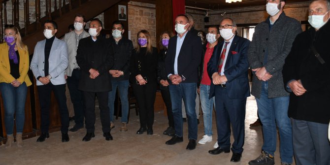 “IŞIĞIN İZİNDEKİ KADINLAR” KUŞADASI’NDA 