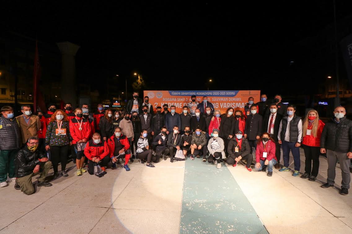 Bergana’da Oryantiring 2. kademe şampiyonası gece yarışı ile başladı 