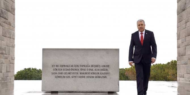 EÜ öğrencileri Çanakkale’de şehitleri andı