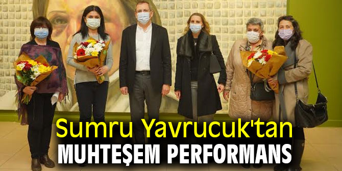 Ayvalık'ta Sumru Yavrucuk'tan muhteşem performans