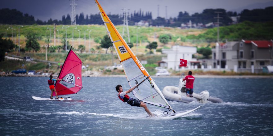 Windsurf ile geleceğe yelken açacaklar