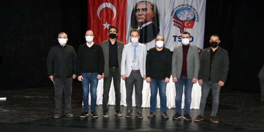 TSYD İzmir Şubesi’nde yeni yönetim kurulu belli oldu