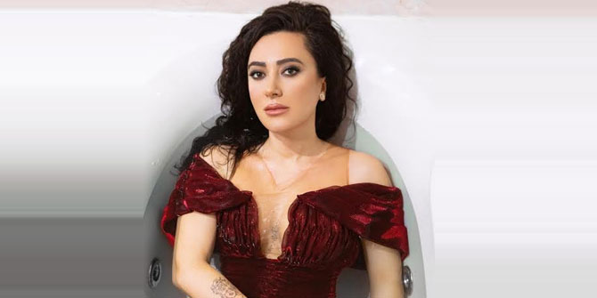 TUĞBA ÜNAL: "KENDİME AŞIĞIM"