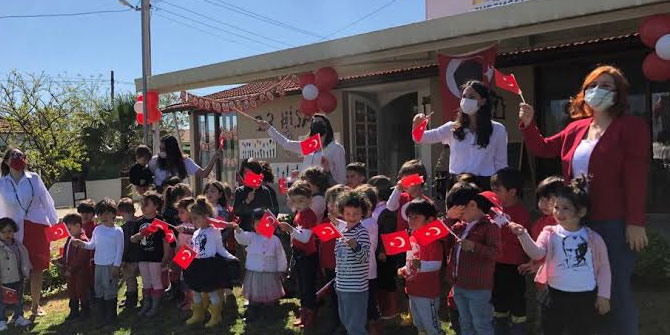 Özel Evrensel Anaokulu'ndan 23 Nisan'a coşkulu kutlama