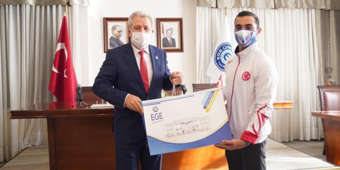 Egeli milli sporcu Arıcan, Avrupa Şampiyonu oldu