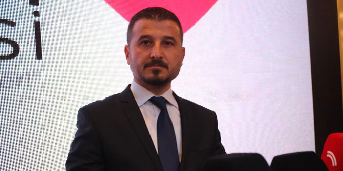 “1 Mayıs Emek ve Dayanışma Günü’nü Kutluyorum”