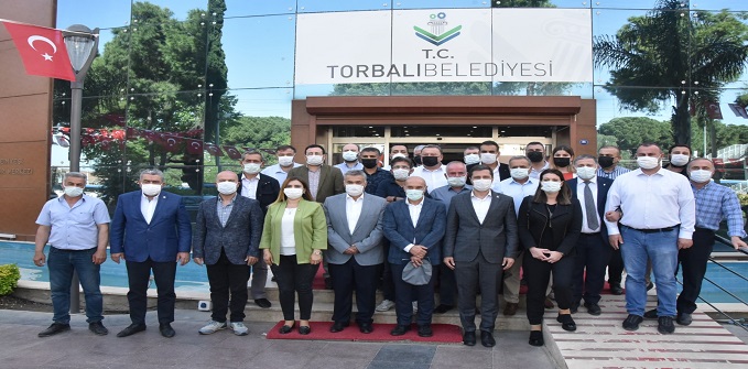 Başkan Soyer'den Torbalı'ya “hayırlı olsun” ziyareti