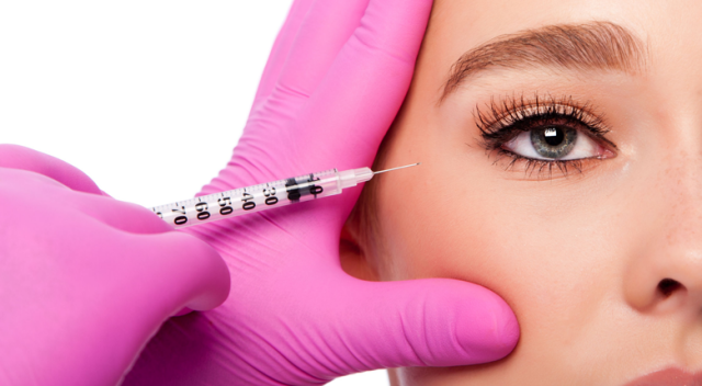 “Medikal estetik, yaşlanmayı geciktirmenin en doğal yoludur”