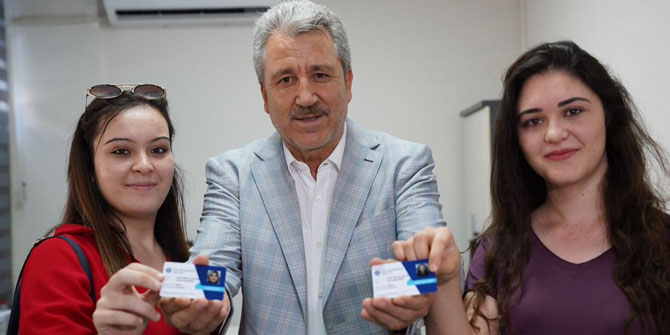 Ege Üniversitesi mezunlarıyla bağlarını güçlendiriyor