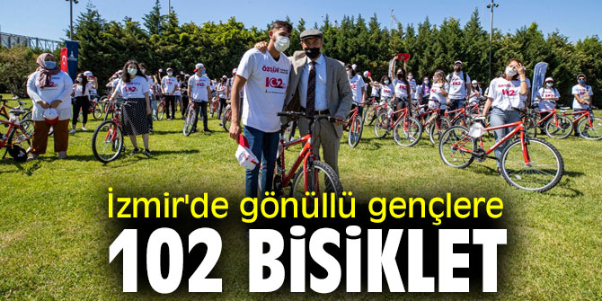 İzmir'de gönüllü gençlere 102 bisiklet