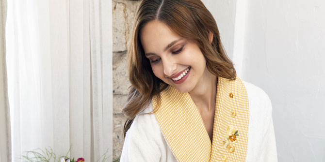 TROPİKAL ESİNTİLER BU YAZ ÖZDİLEK EV TEKSTİLİ’NDE