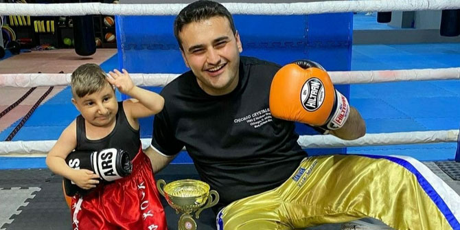 Torbalı’nın Minik Burak’ı CZN Burak ile buluştu