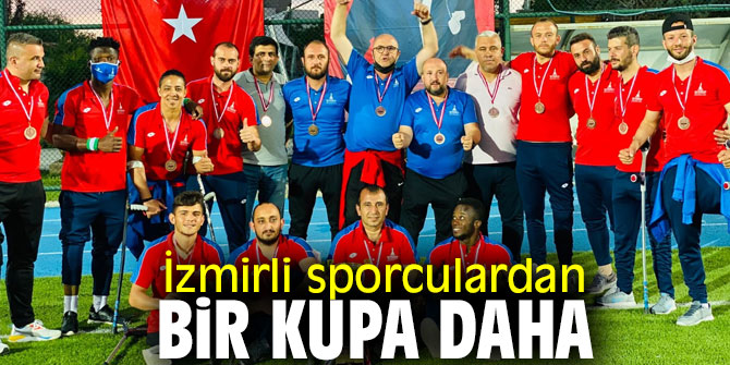 İzmirli sporculardan bir kupa daha
