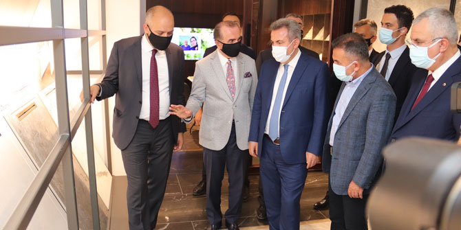 Seranit yeni mağazasını açtı