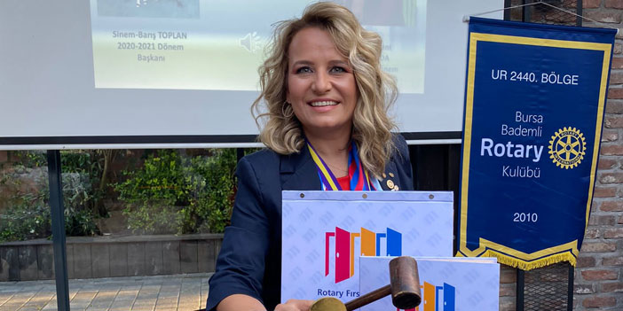 Bursa Bademli Rotary'de Devir Teslim