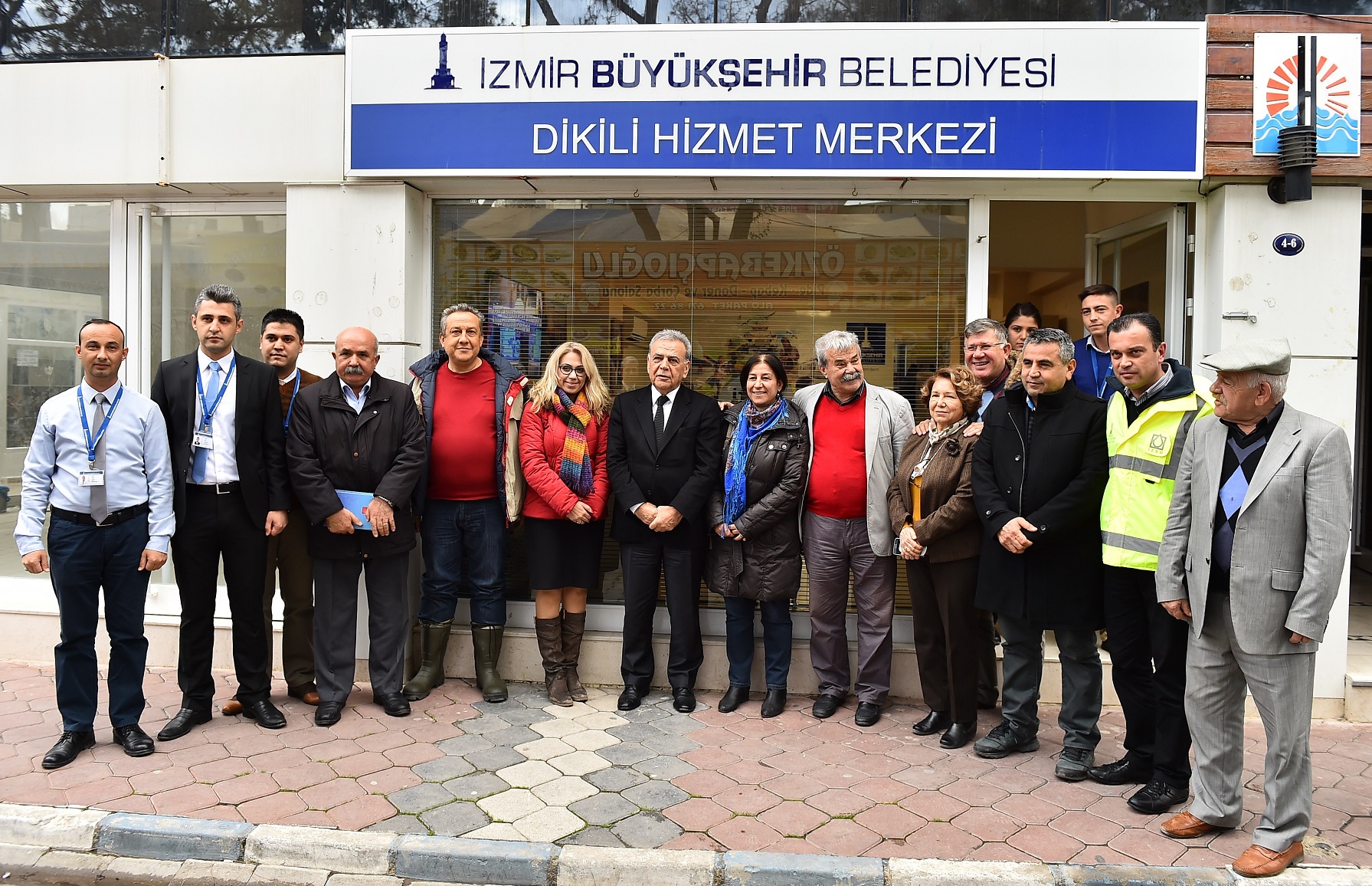 Dikili’de yaralar sarılıyor