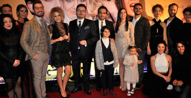 Gupse Özay'ın Görümcesi'ne Gala Yapıldı