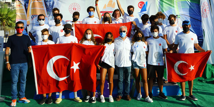 Rüzgar sörfünde dünya ilk üçündeyiz!