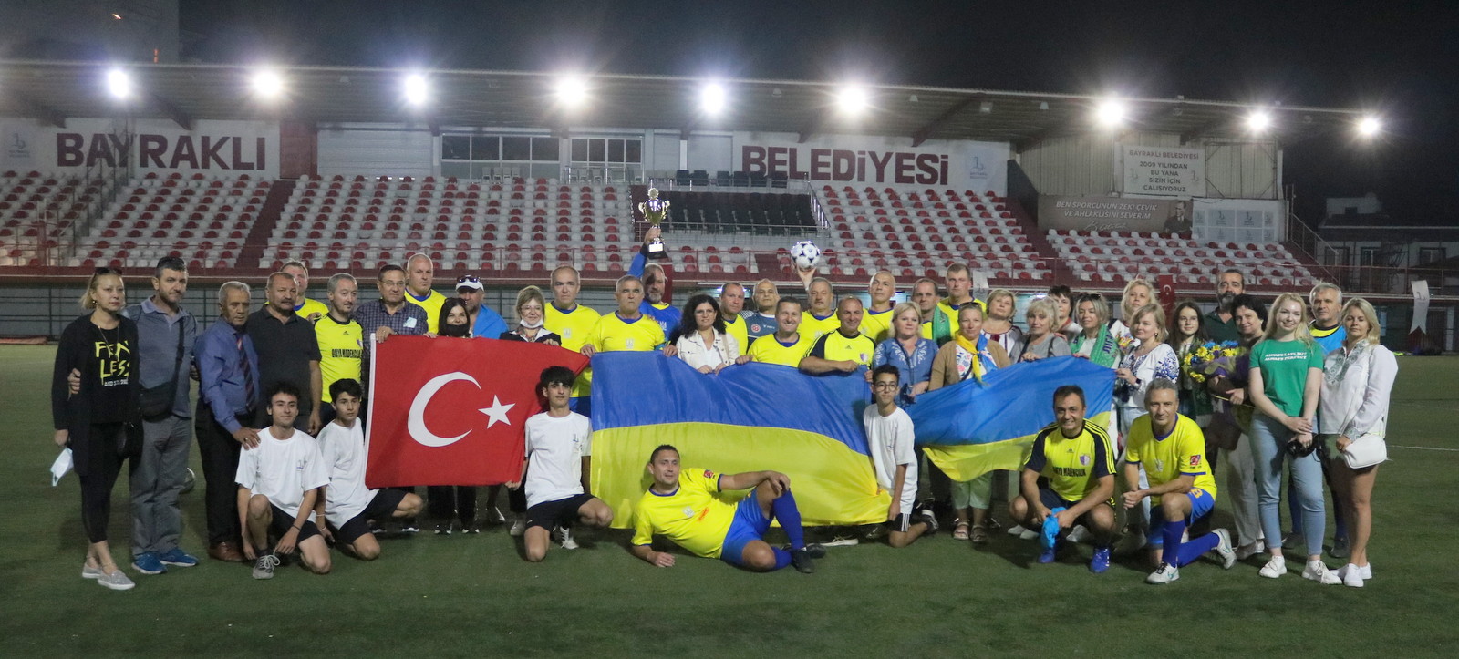 MASTERLER GÖNÜLLERİ FETHETTİ