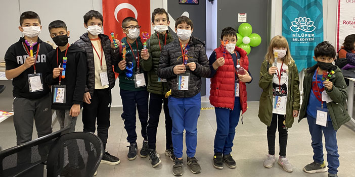 Rotaractlardan Çocuk Şenliği