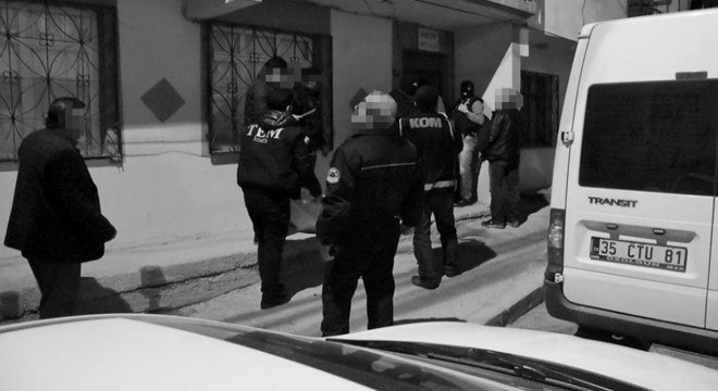 İzmir'de PKK'ya eş zamanlı Operasyon