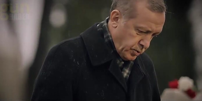 'Ayağa Kalk İstanbul, Sevdalın Geldi'