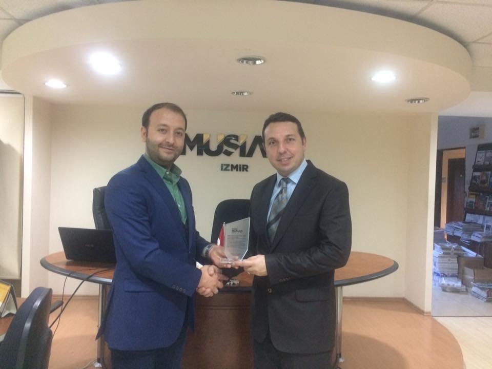 “NASIL LİDER OLUNUR?”