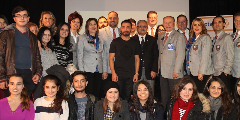 Öğretmen adaylarına Aşkım Kapışmak'tan eğitim