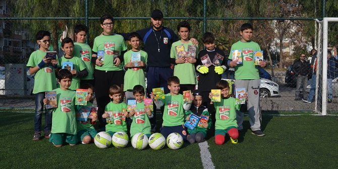 Bostanlıspor Futbol Akademisi’nden  köy okullarına kitap desteği