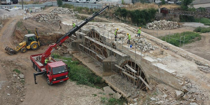 Tarihi Mimar Sinan Köprüsü restore ediliyor